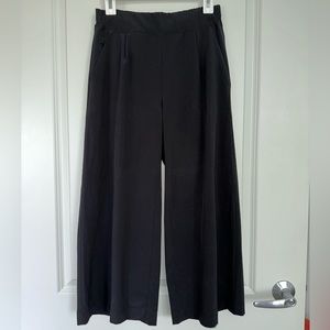 Athleta Wide Leg Crop Pant size 4